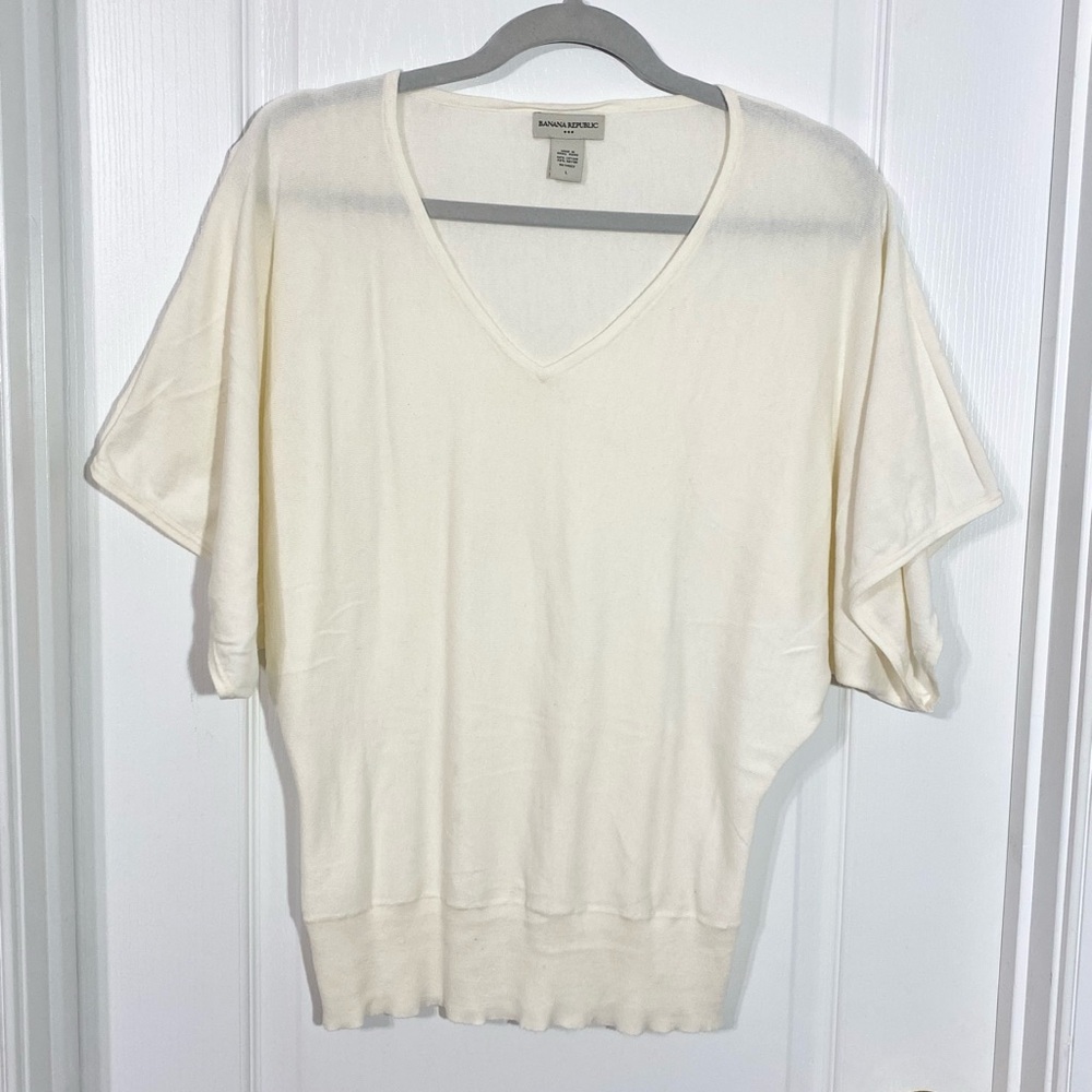 90s Banana Republic HONG KONG MADE V-Neck Short Sleeve Sweater VTG Ivory Large